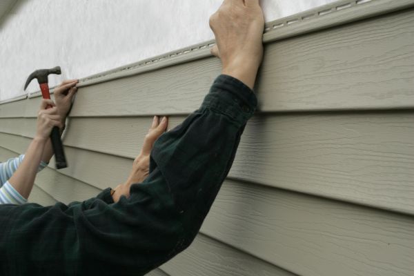 Cost of Insulated Siding Installation in Poulsbo
